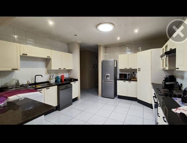 3 BEDROOM SECTIONAL TITLE FOR SALE IN EDLEEN